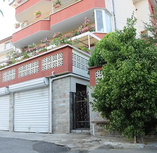 Отель Babeva 3*